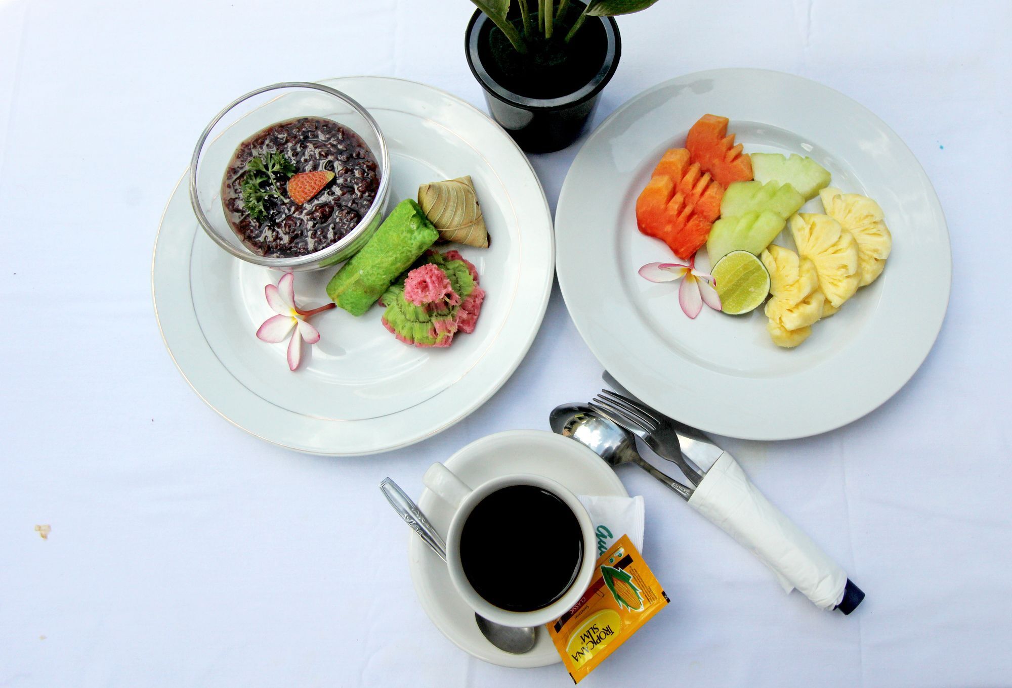 Srikandi Inn Kuta Selatan Esterno foto